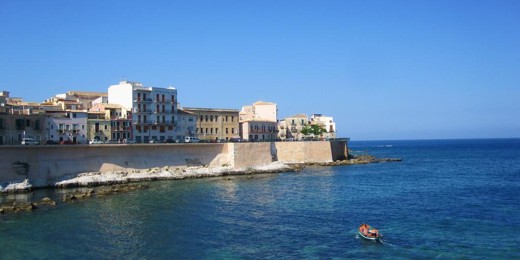 Вилла Syrakosia A Ortigia Сиракузы Экстерьер фото